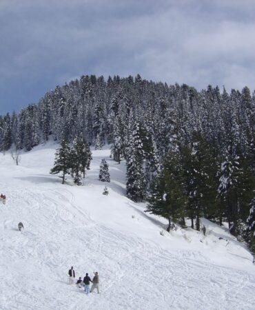 Ski_Slope_in_Malam_Jabba